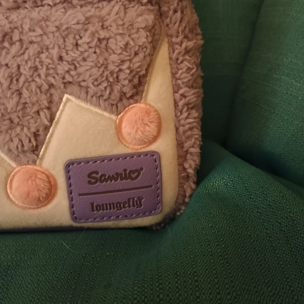 ๐ Host Pick๐ ๐ LOUNGEFLY KUROMI Mini Backpack - Picture 3 of 7